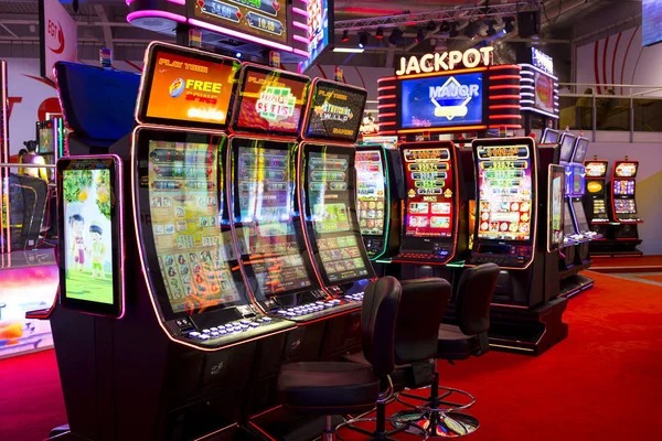 HD live-dealer streaming on winjos Live blackjack table with HD multi-camera feed on winjos app